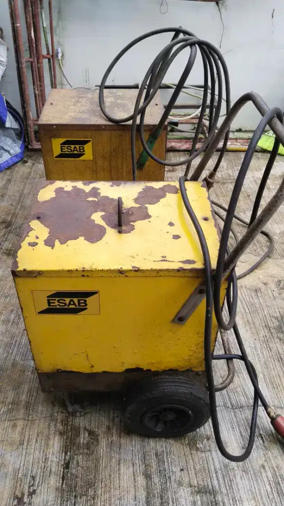Trafo las badak esab lhe 400 ampere  original