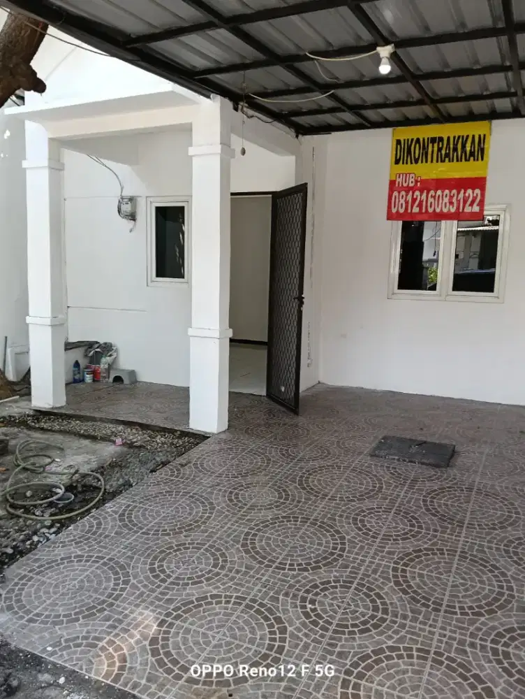 Dikontrakkan rumah di Griya Candramas