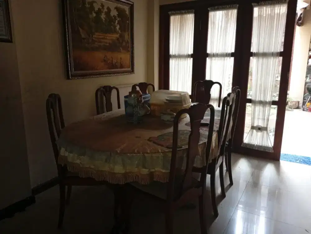 Meja Kursi makan jati 8 kursi