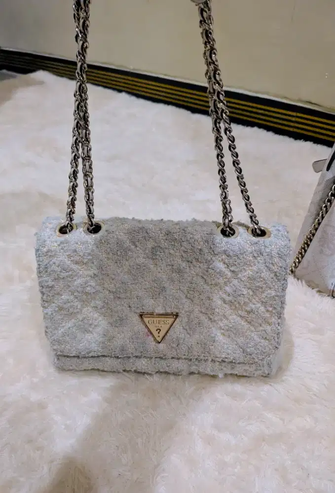 Tas Merk Guess Original