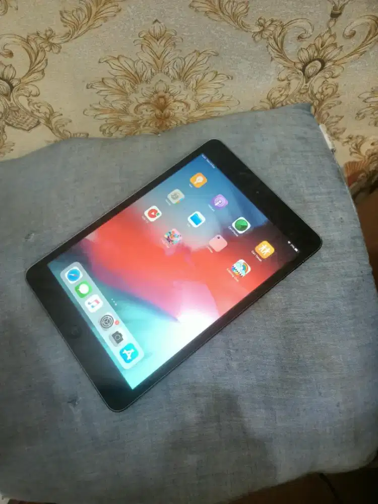 Ipad air 2 64gb wifi only minus tombol home ga bs Lkp bebas reset