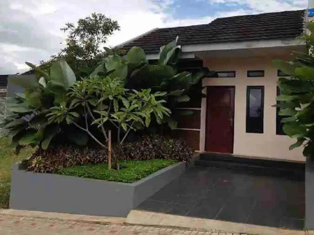 Dijual Rumah Strategis Cocok Untuk Investasi Di Parung Kuda Sukabumi.