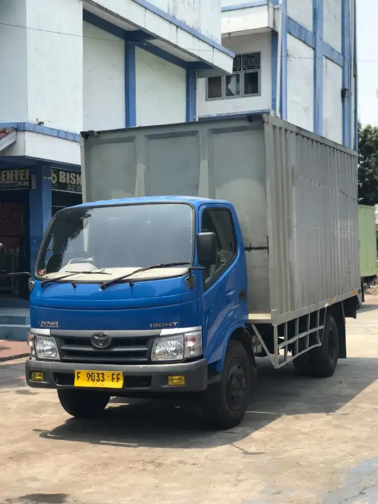 Toyota Dyna 110ET double std box 18.5 kubik 2011