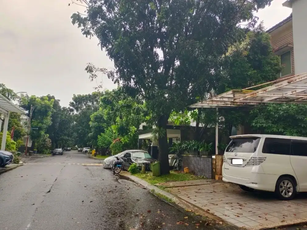 Dijual Rumah Cantik di Mahogani Cibubur Samping Mall