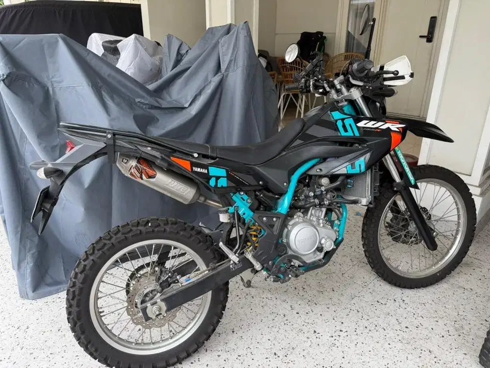 Yamaha WR 155 hedon like new 1800km