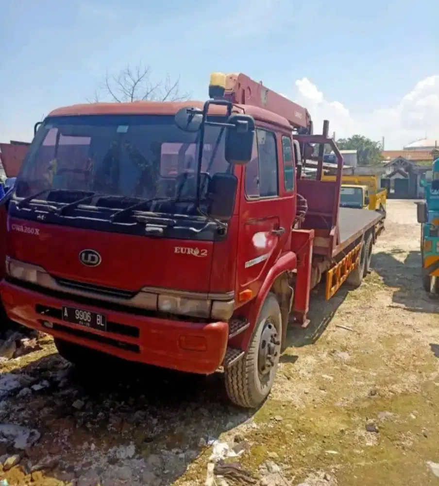 Nissan Cwa260 tronton Ex crane dobel gardan