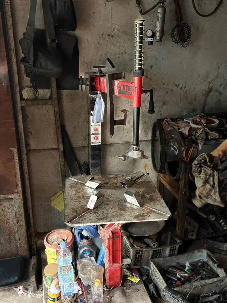 Alat ganti ban Tyre Changer manual