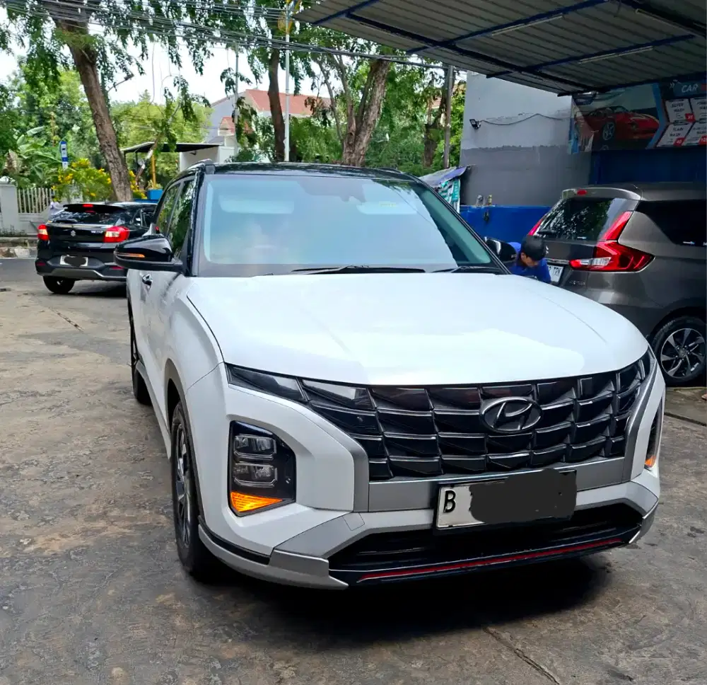Hyundai Creta Two tone Black top 2023