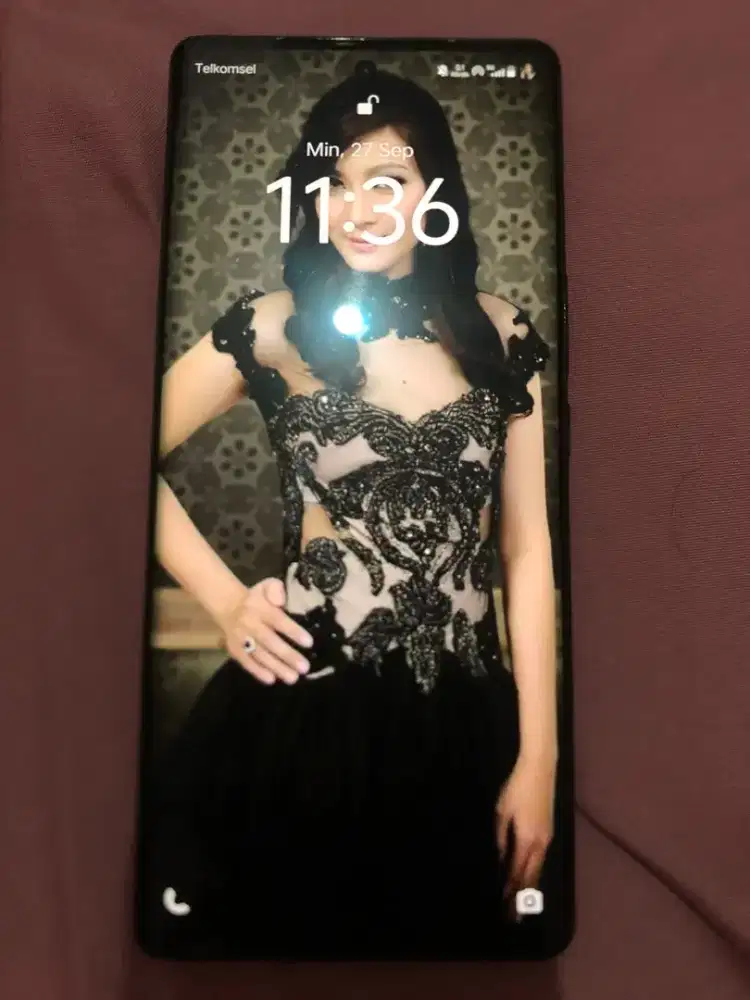 Vivo V30e 8+8 /128 Mulus