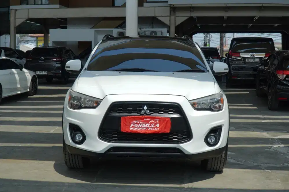 Mitsubhisi outlander PX 2.0 AT 2017 Putih