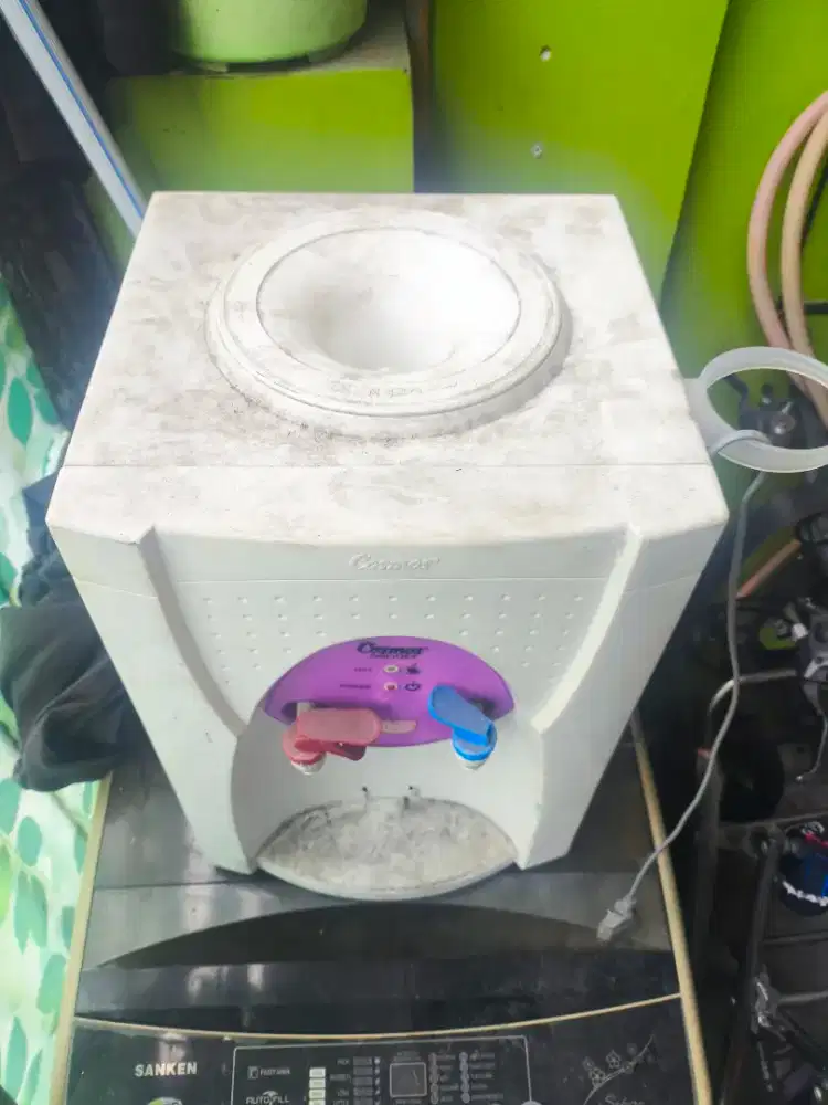 DISPENSER COSMOS