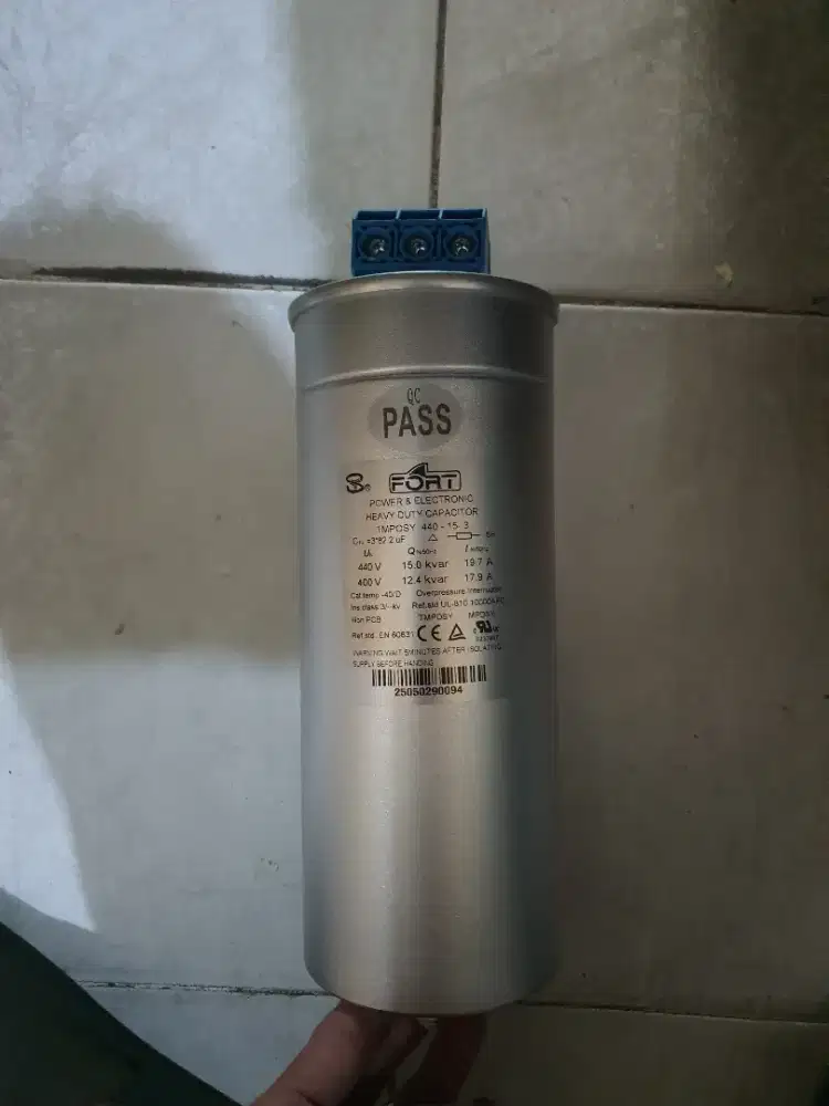 Capasitor power