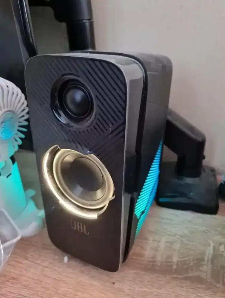 JBL Quantum Duo Speaker