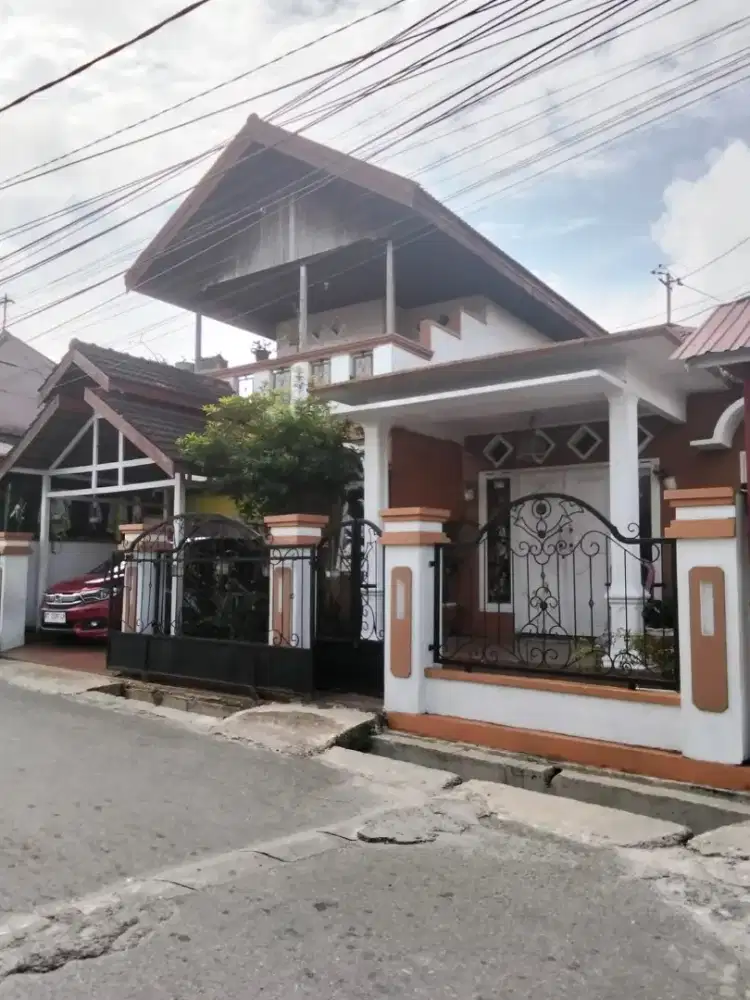 DIJUAL RUMAH GN SARI 158m