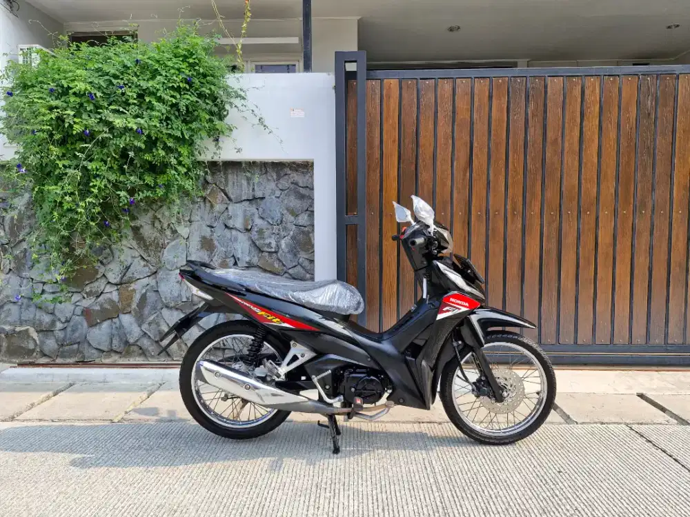 DI JUAL CEPAT HONDA REVO FIT TH 2023