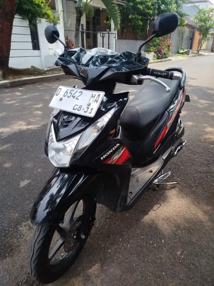 Honda beat FI tahun 2014 mulus pajak isi panjang