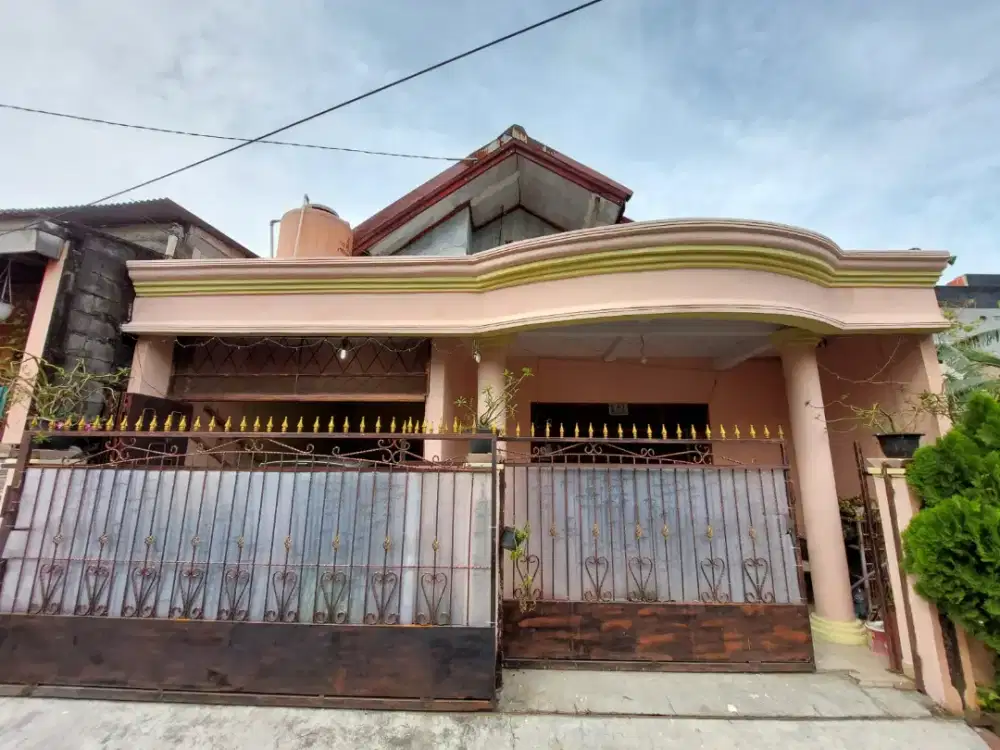 Dijual Rumah Bebas Banjir dan Strategis 3 Menit dari Sumarecon Bekasi