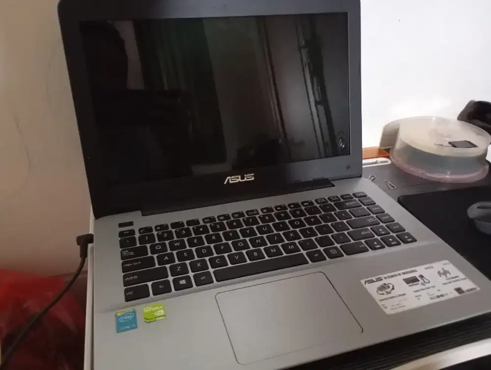 Laptop Asus Intel Core i3 - 5005U 2.00 GHz