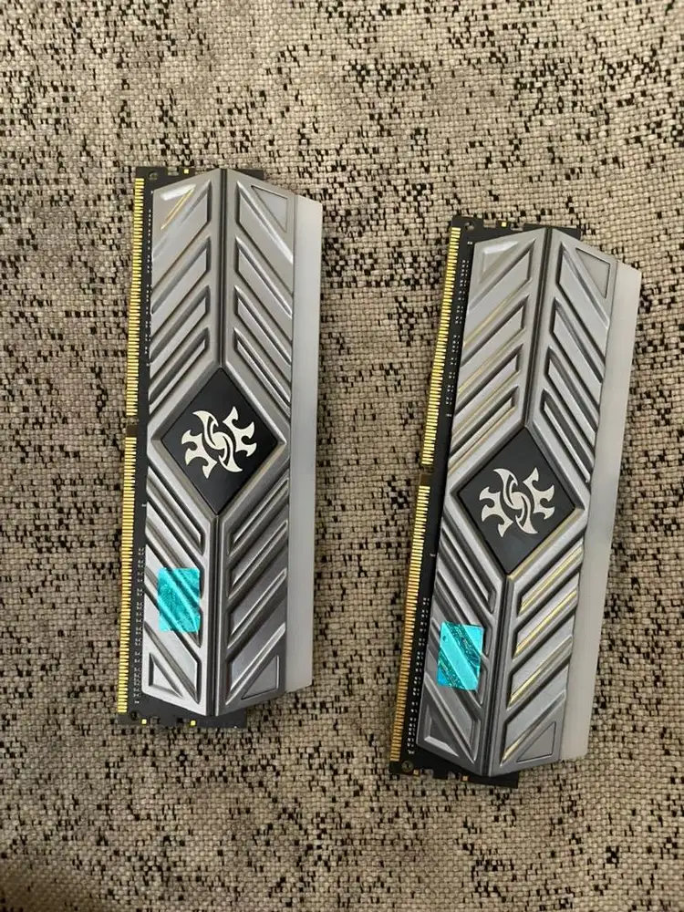 RAM DDR4 XPG SPECTRIX D41 3000MHz 32GB (2x16GB) - Grey