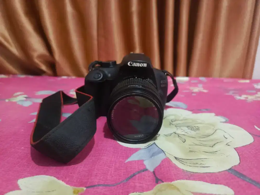 Kamera Canon 1200D