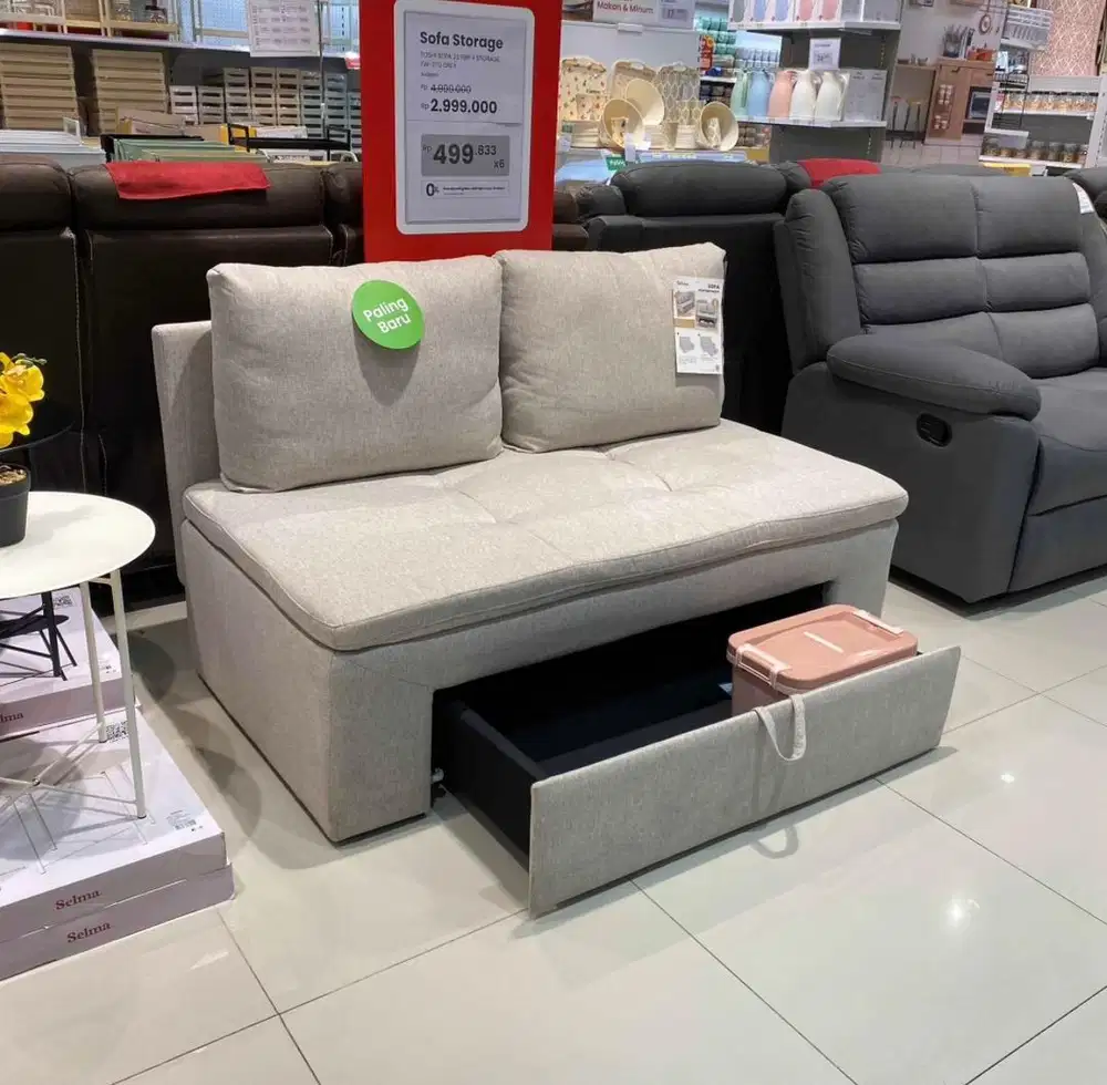 Toshi sofa storage