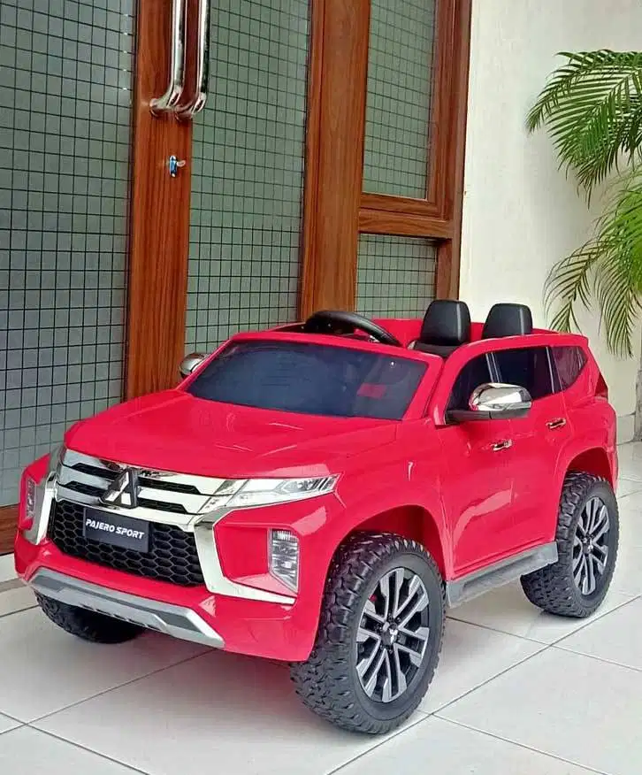 Mainan Mobil Aki Anak Mitsubishi Pajero PMB M 8899B BAN KARET