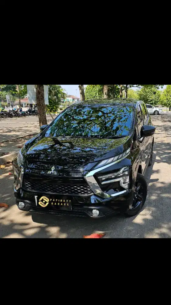 Xpander Exceed Black Edition 2025