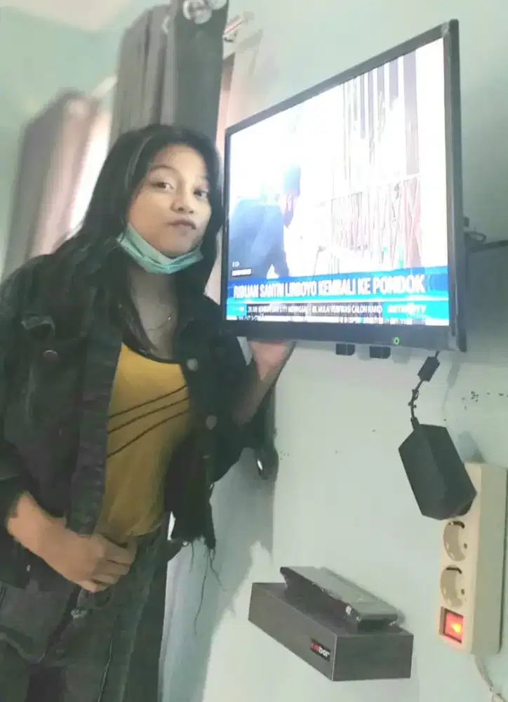pasang & jual bracket buat gantungan tv led lcd di tembok rapih nyaman