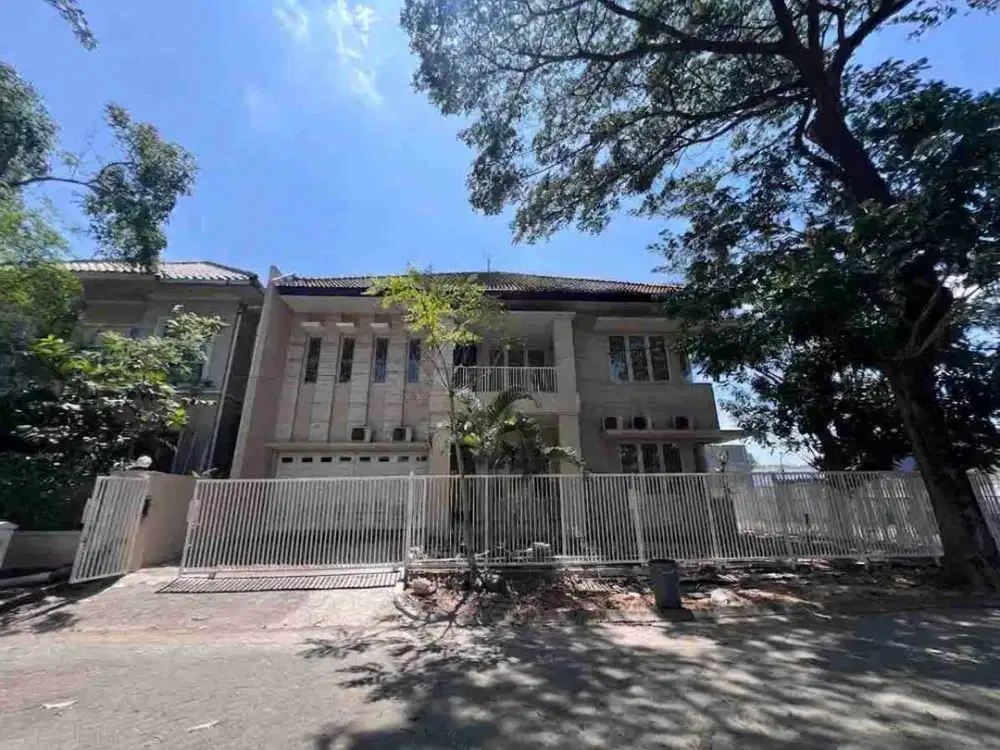 DIJUAL RUMAH CITRALAND UTAMA NEWTON HILL