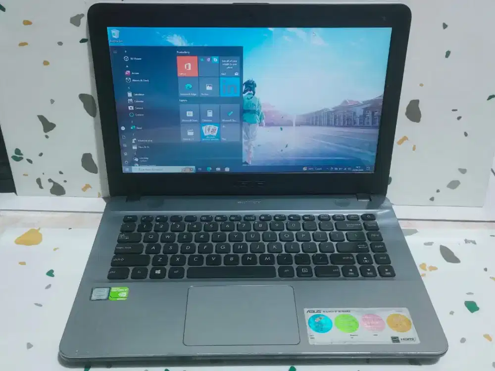Laptop Asus X441UV -Intel Core i3 - 6006U -4GB -HDD 500GB -SIAP PAKAI