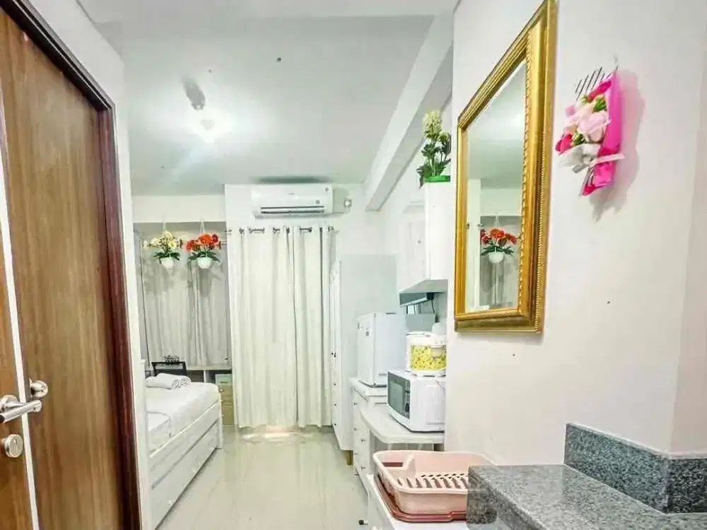 Apartemen Type Studio View Kolam Renang Lantai 5 di Transpark Studio Cibubur