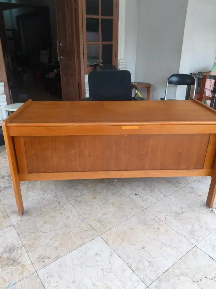 Dijual Meja kerja 1 biro dan kursi