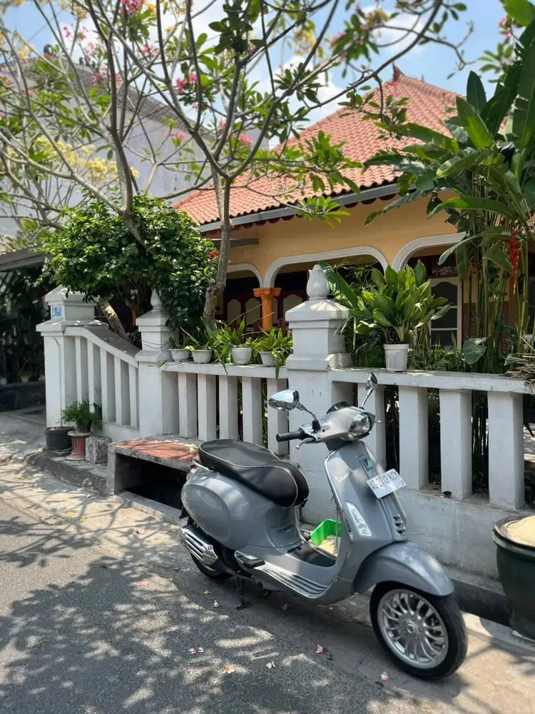VESPA MATIC SPRINT 150 I-GET TAHUN 2023 AKHIR