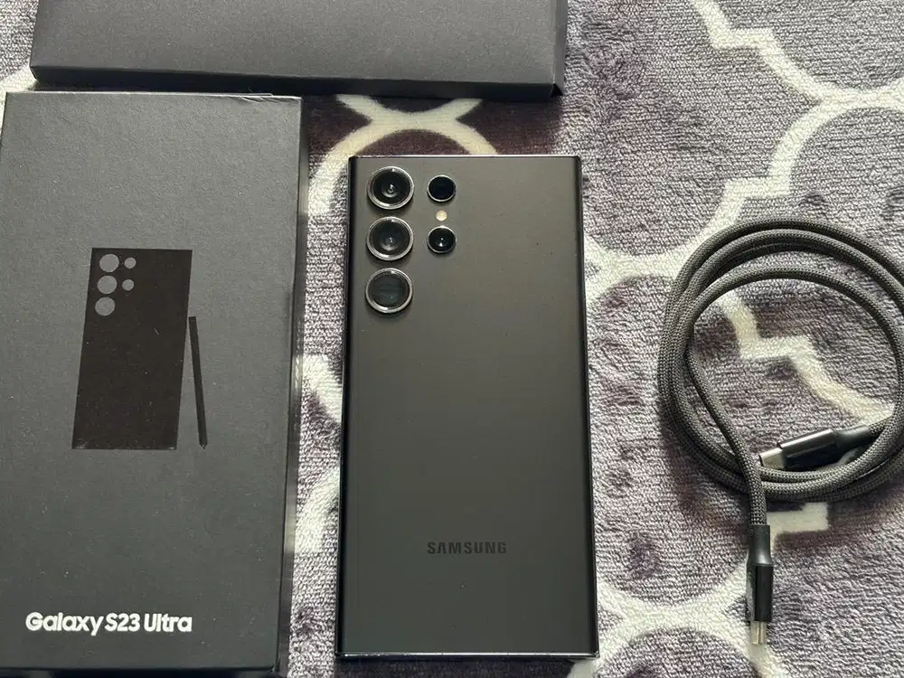 Samsung Galaxy S23 Ultra 12/512Gb Phantom Black Beacukai Murah Meriah