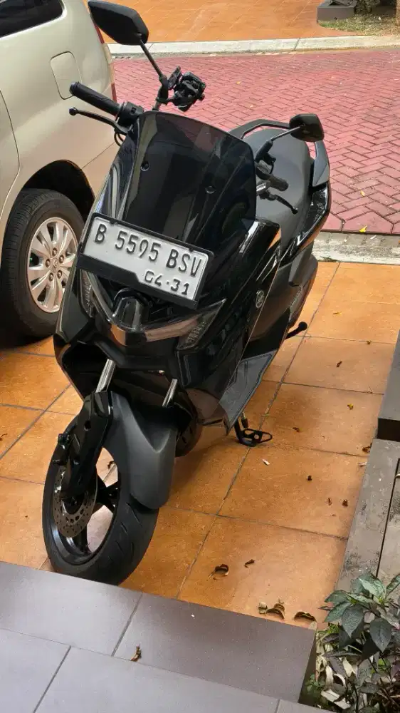 Nmax 2026 baru 4 bulan pakai km sangat rendah