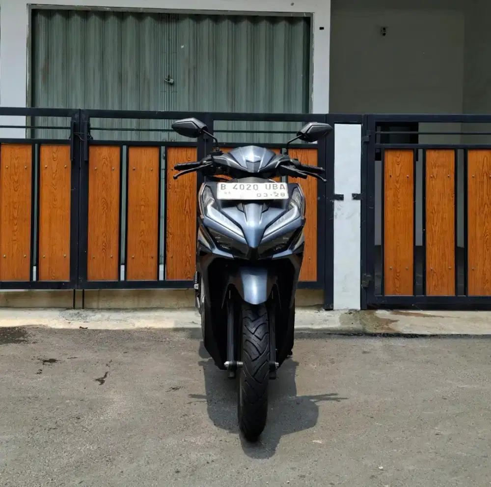Honda Vario 125 Gen 2 Keyless CBS ISS MULUSSS Surat Lengkap