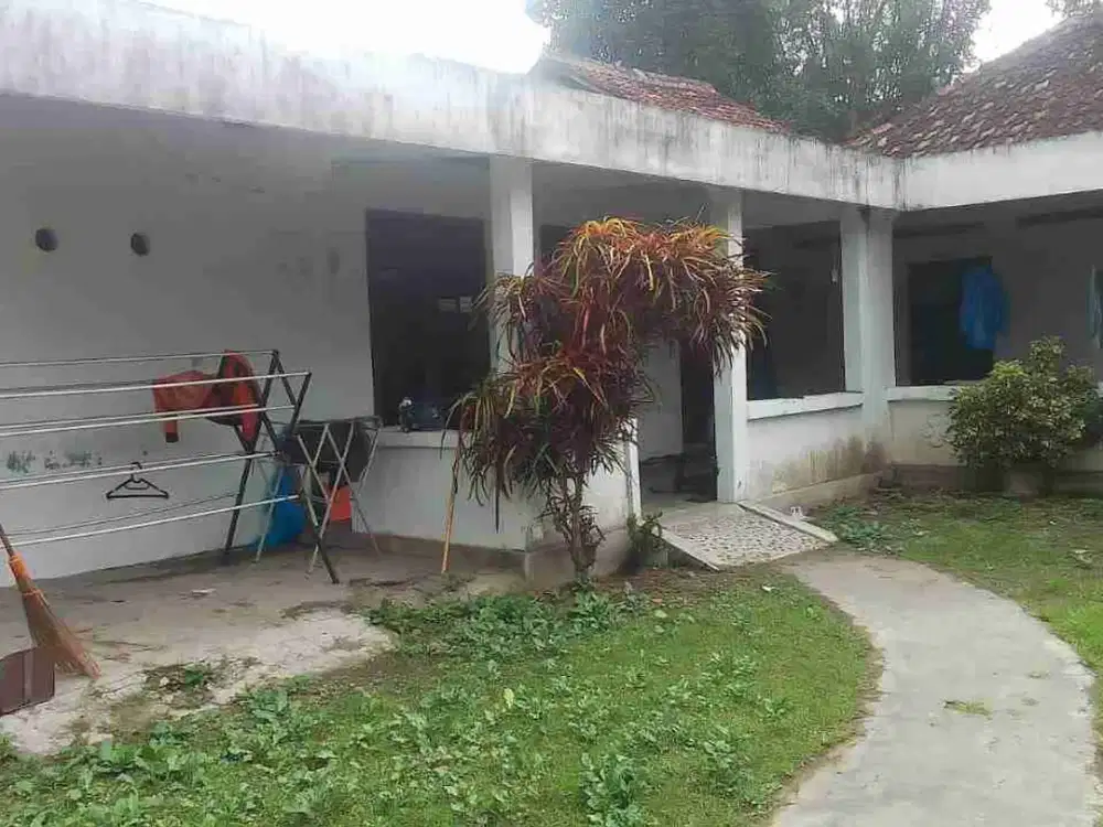 HUNIAN NYAMAN LUAS STRATEGIS DI PAKEM SLEMAN YOGYAKARTA