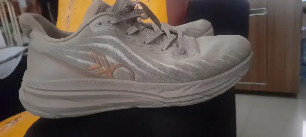 Sepatu Kanky size 46