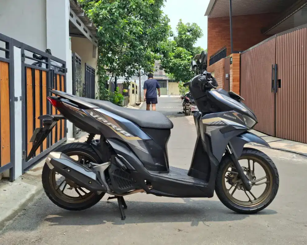 Honda Vario 125 Gen 2 Keyless CBS ISS MULUSSS Surat Lengkap