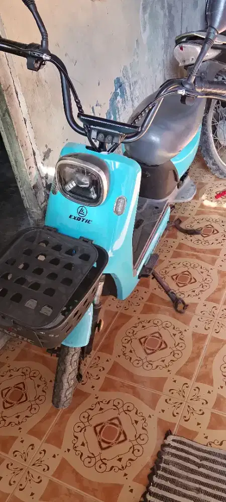 Di jual sepeda listrik