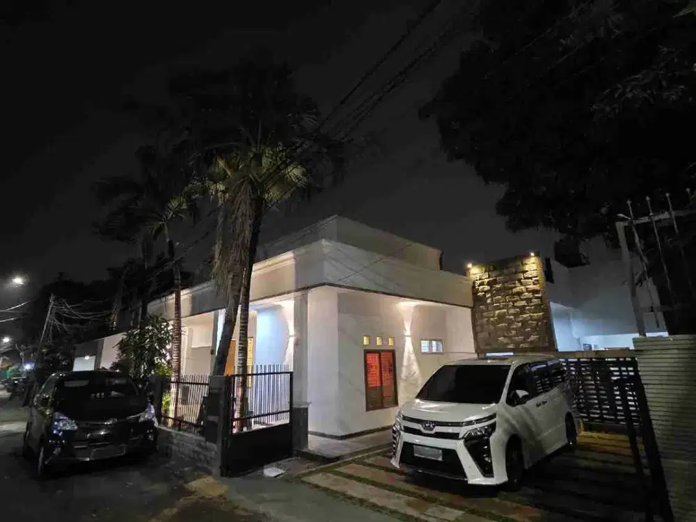 dijual Rumah Baru, Design Modern. 5 kamar. Kalibata, Jaksel