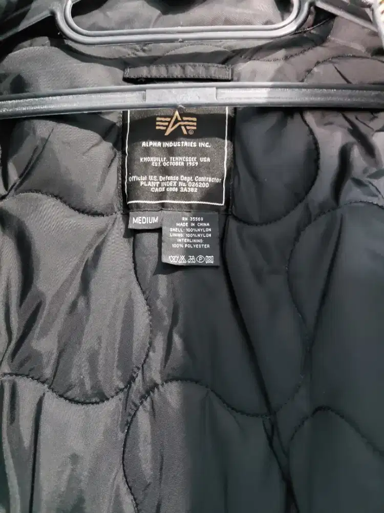 Jaket bomber Alpha Industries
