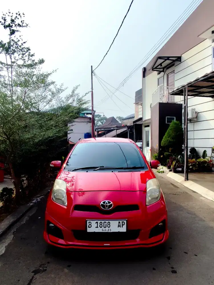 Yaris S TRD Sportivo A/T 2013