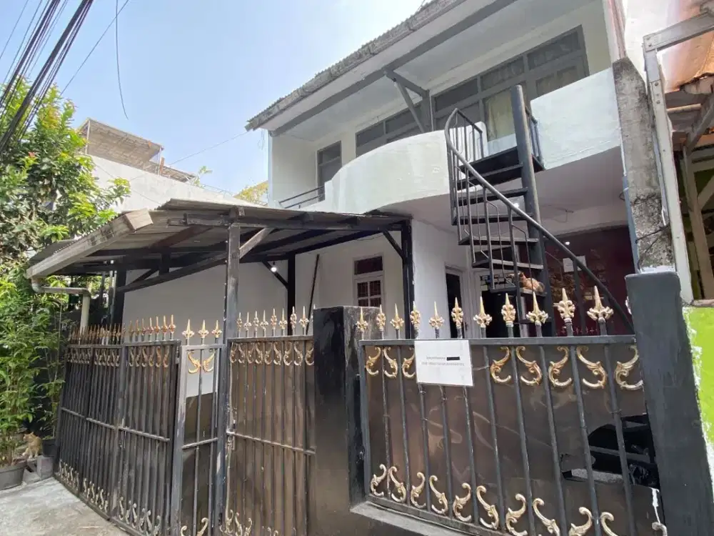 KONTRAK RUMAH STRATEGIS SARIJADI SARIMANAH AKSES JALAN UTAMA, HARGA NEGO