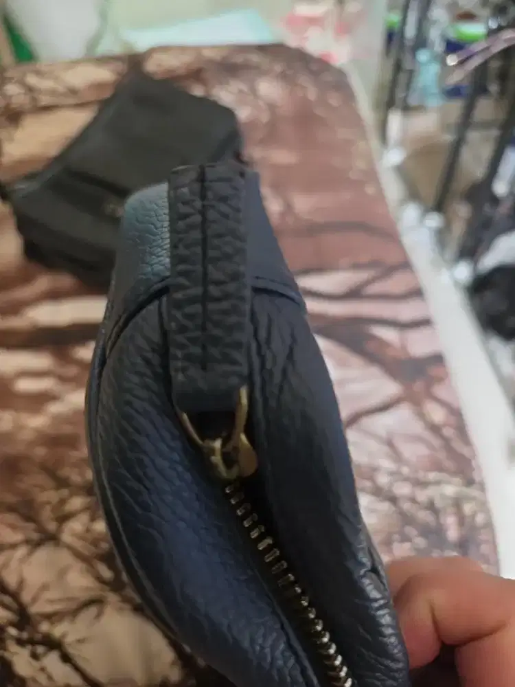 Bally tas tangan