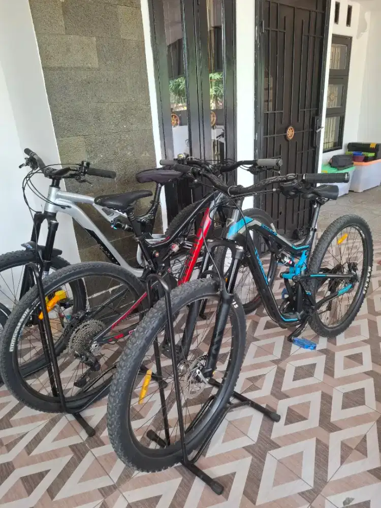Thrill Ricochet 3.0 T120 L 27.5 2x10 speed standar bawaan