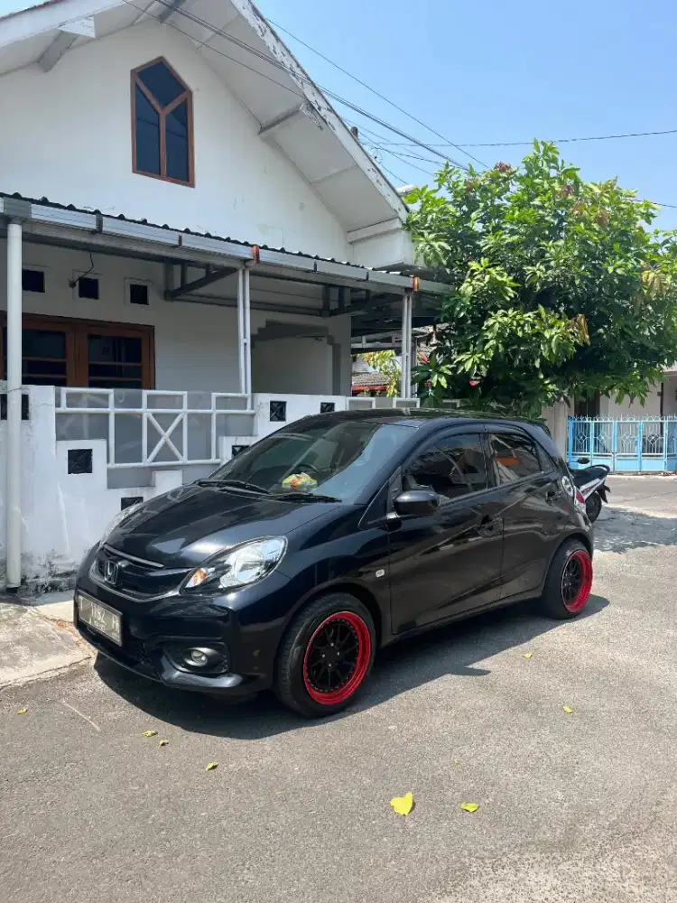 Honda brio E M/T 2017 hitam