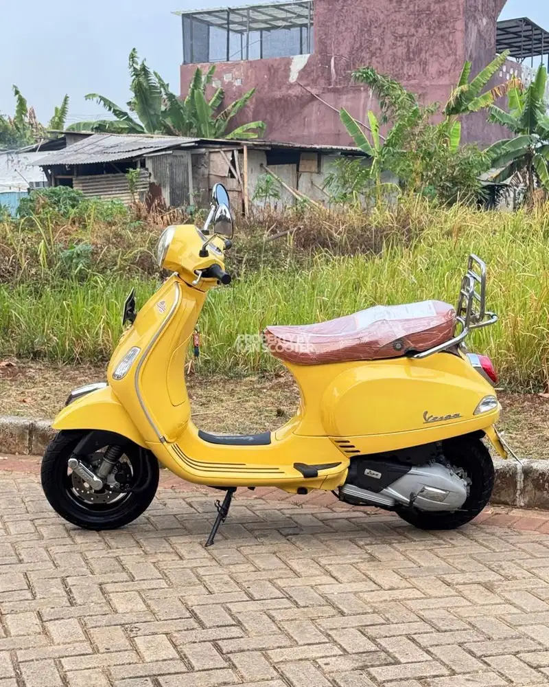 VESPA LX 125 iGET 2019 TERMURAH