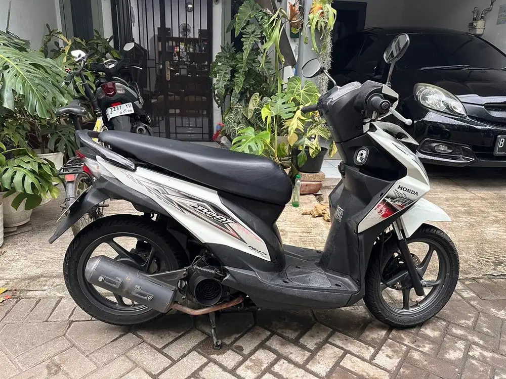 Dijual honda beat tahun 2014