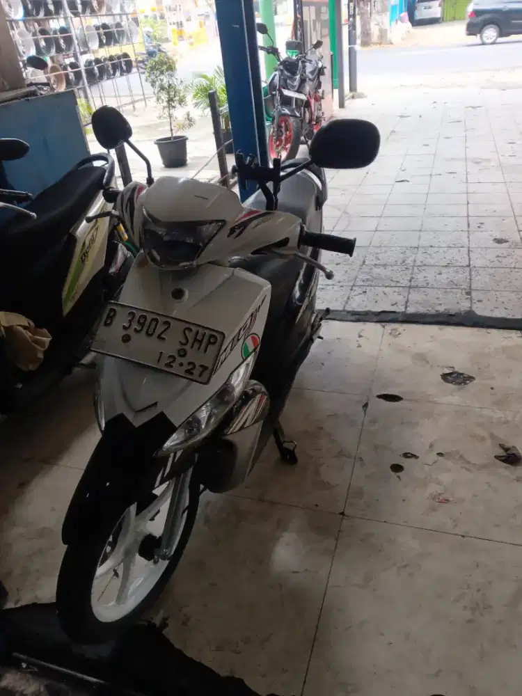 Jual ajah Yamaha Mio j mesin jos bisa nego